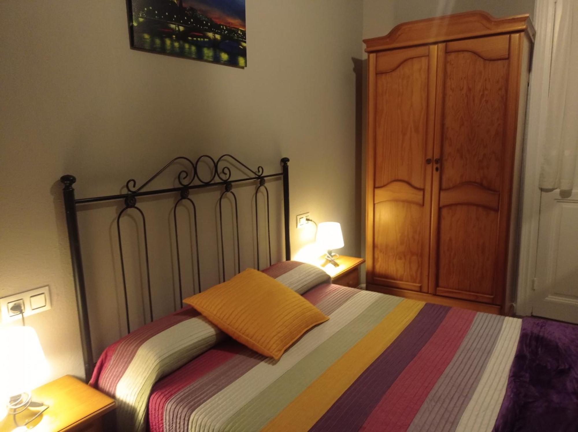 Hospedaje Don Pelayo Gijón Zimmer foto