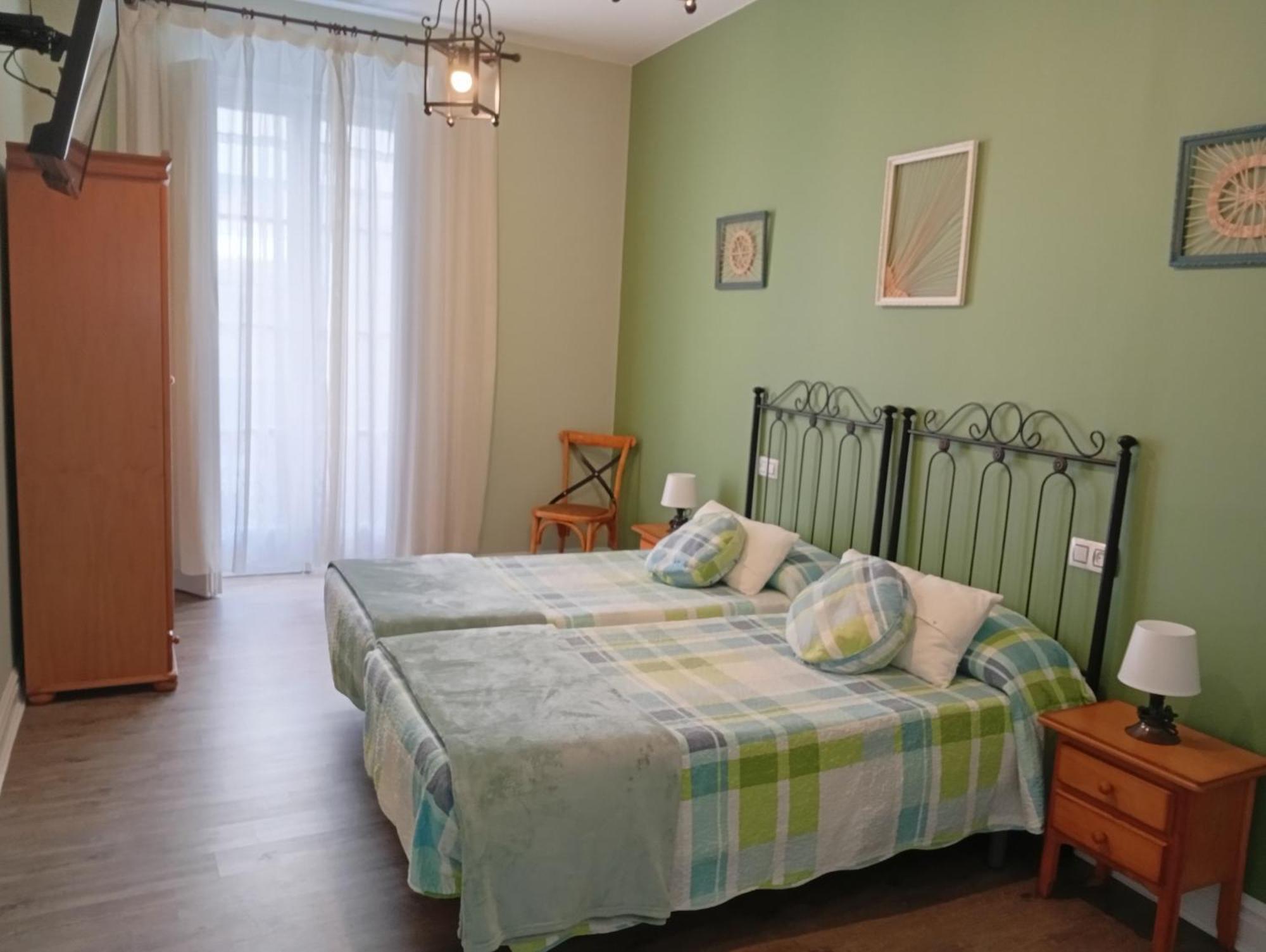 Hospedaje Don Pelayo Gijón Zimmer foto
