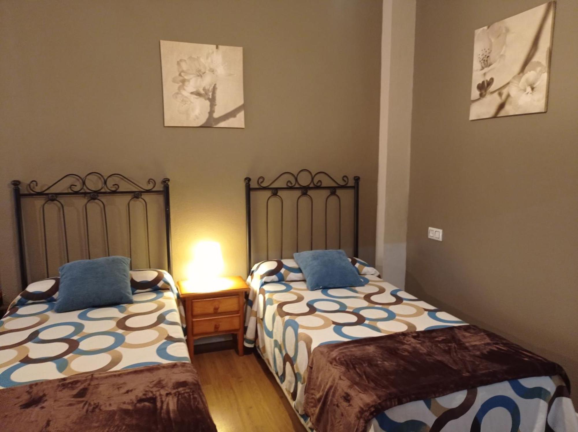 Hospedaje Don Pelayo Gijón Zimmer foto