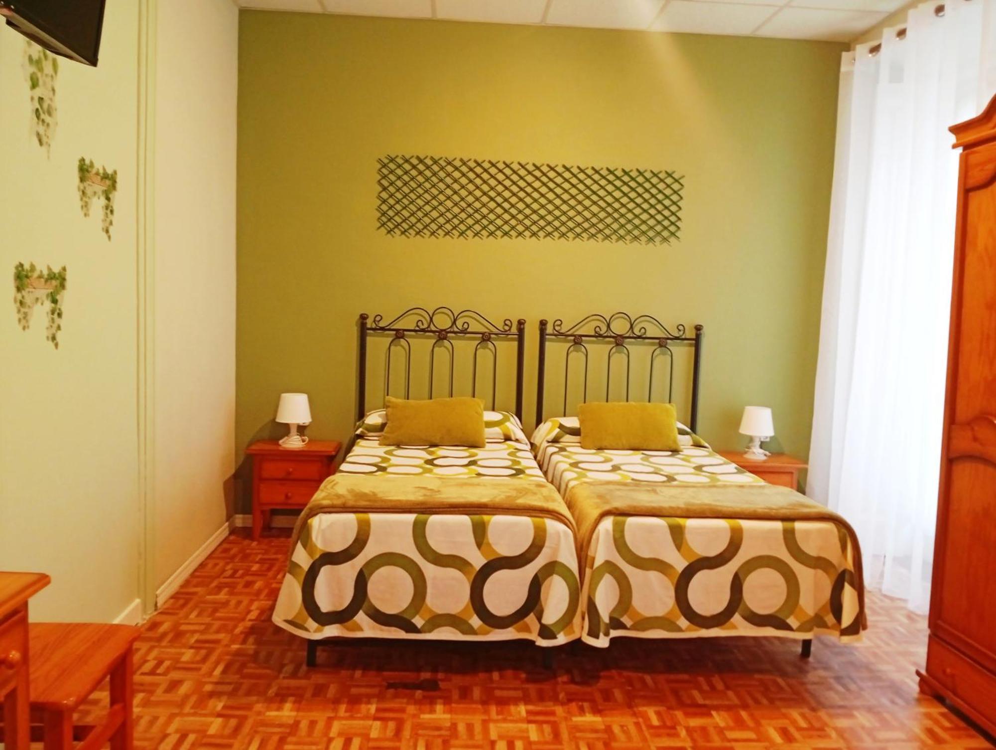 Hospedaje Don Pelayo Gijón Zimmer foto