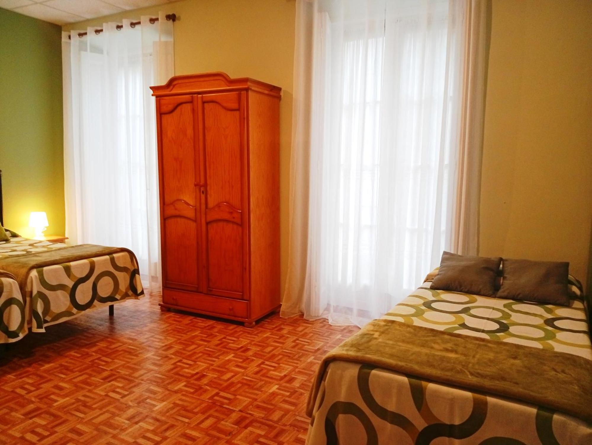 Hospedaje Don Pelayo Gijón Zimmer foto